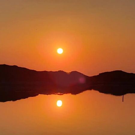 Arctic Lofoten Retreat - Enjoy The Silence! Vestvagoy エクステリア 写真